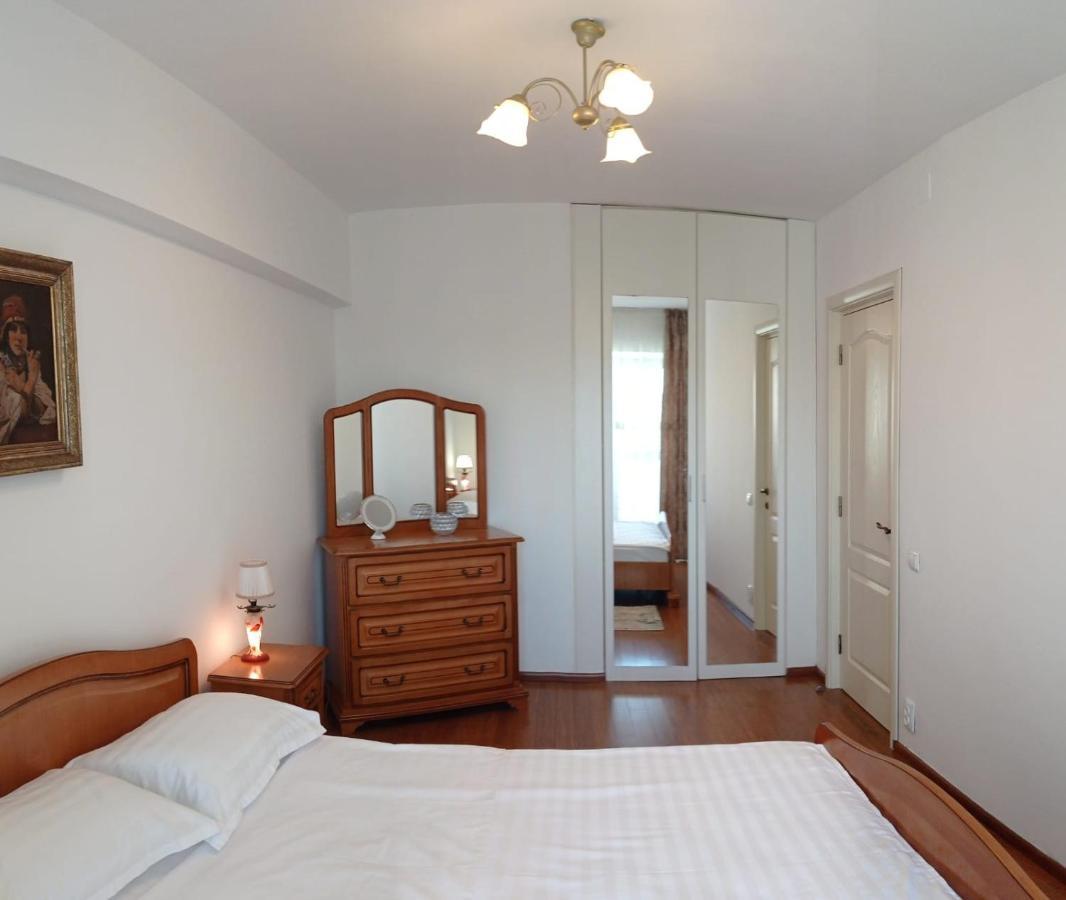 L'Imerald Ultra-Central Apartment-Artesian Fountains View Букурещ Екстериор снимка
